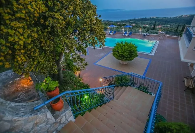 هتل Dianas Studios