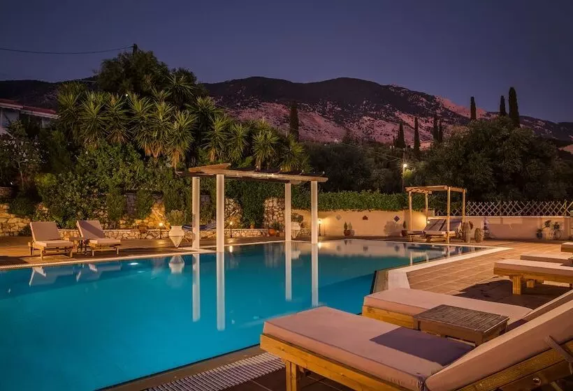 هتل Dianas Studios