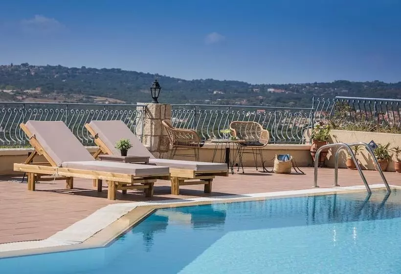 هتل Dianas Studios