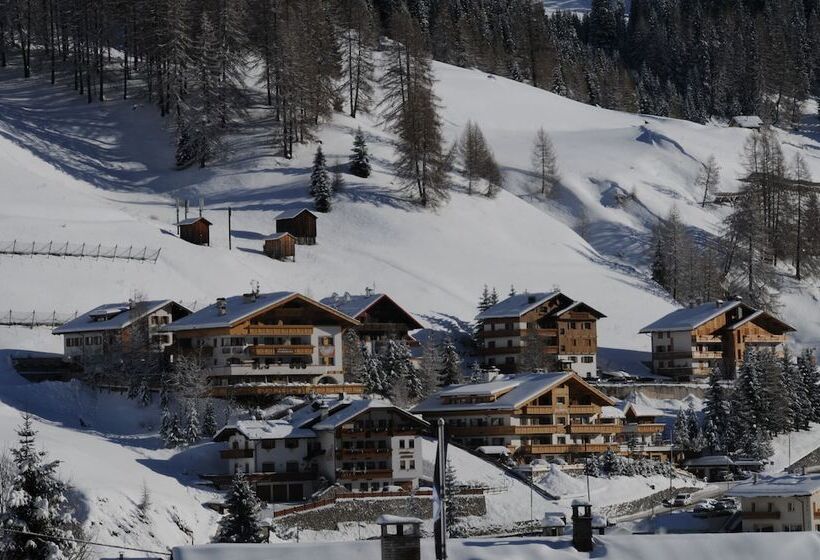 Dolomites Base Camp Hotel Olympia