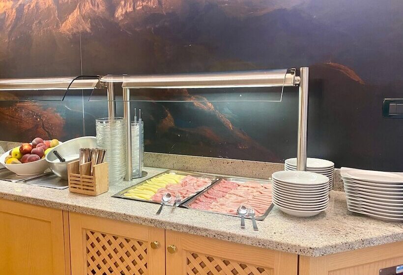 Dolomites Base Camp Hotel Olympia