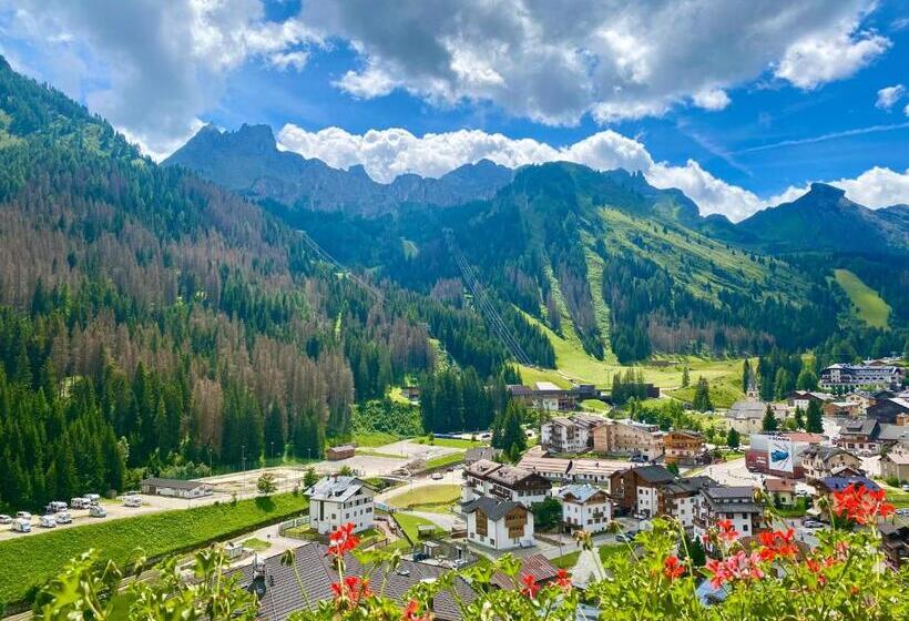 Dolomites Base Camp Hotel Olympia