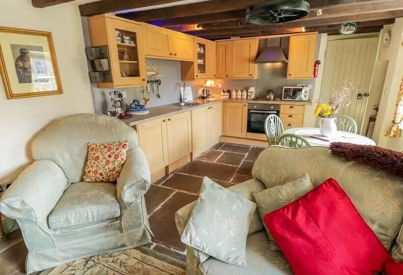 Old Stables Cottage