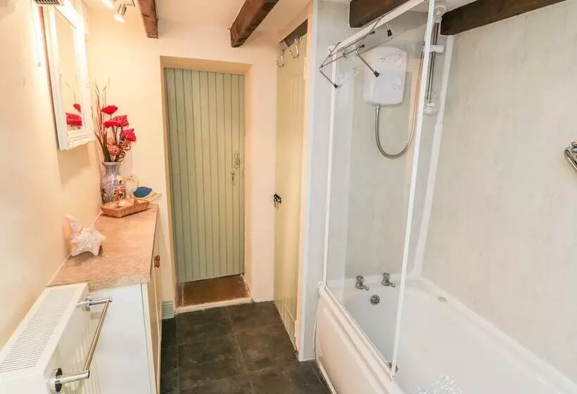 Old Stables Cottage