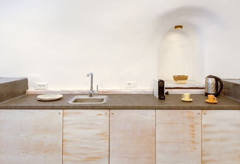 Pension (Hôtel basse catégorie) Oia Angle Cavehouse