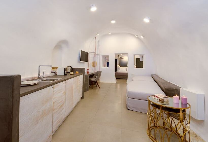 Pension (Hôtel basse catégorie) Oia Angle Cavehouse