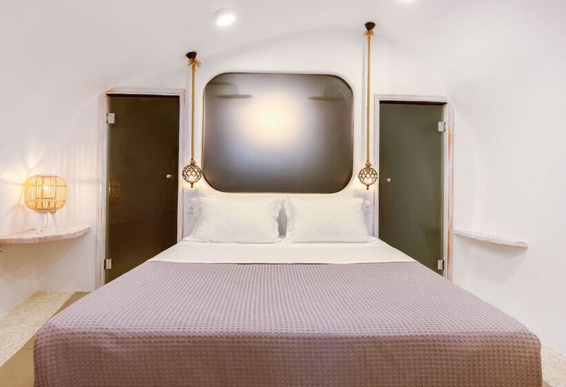 Pension (Hôtel basse catégorie) Oia Angle Cavehouse