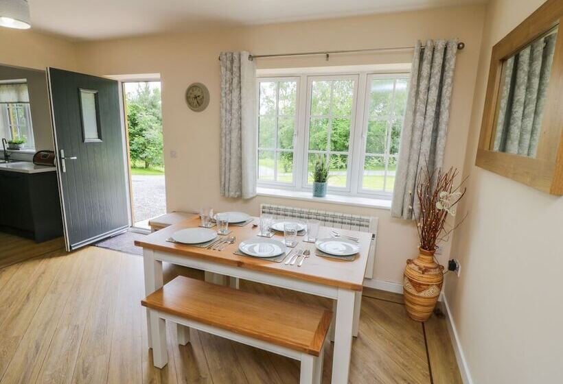 Ryedale Country Lodges Willow Lodge