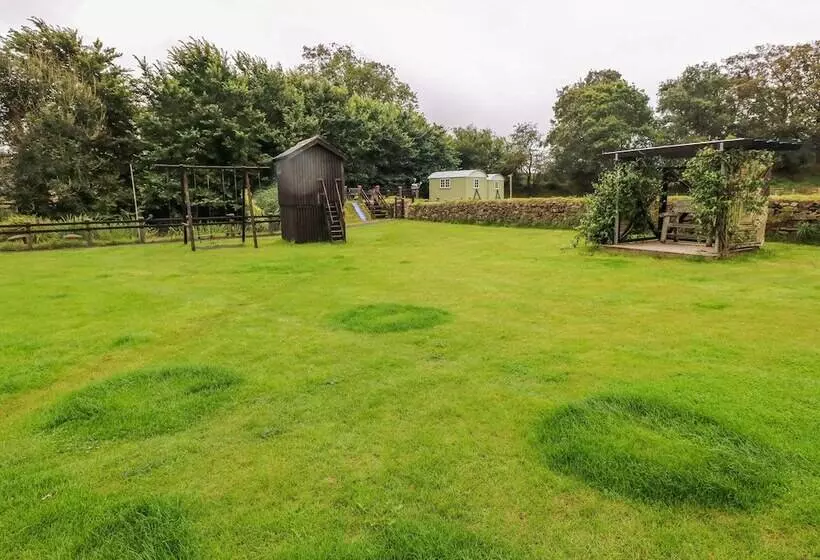 Shepherds Hut   The Crook