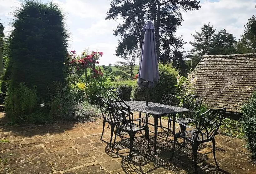 Spring Cottage