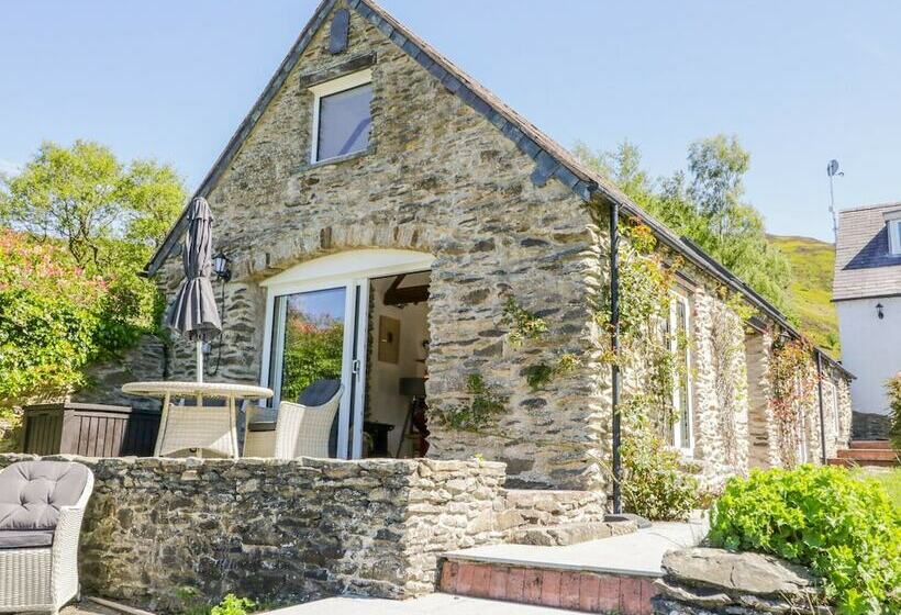 The Barn At Waen Y Ffynnon