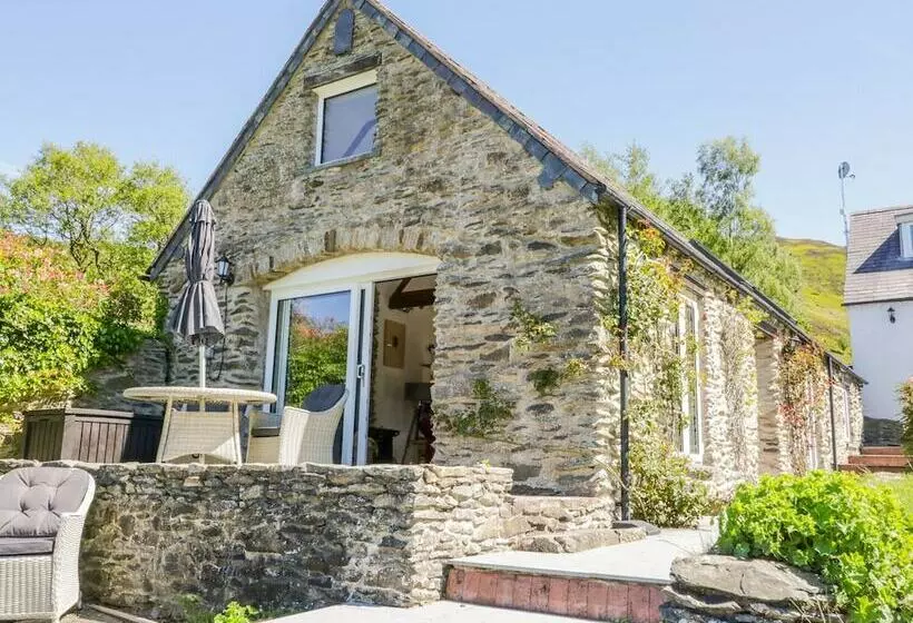 The Barn At Waen Y Ffynnon