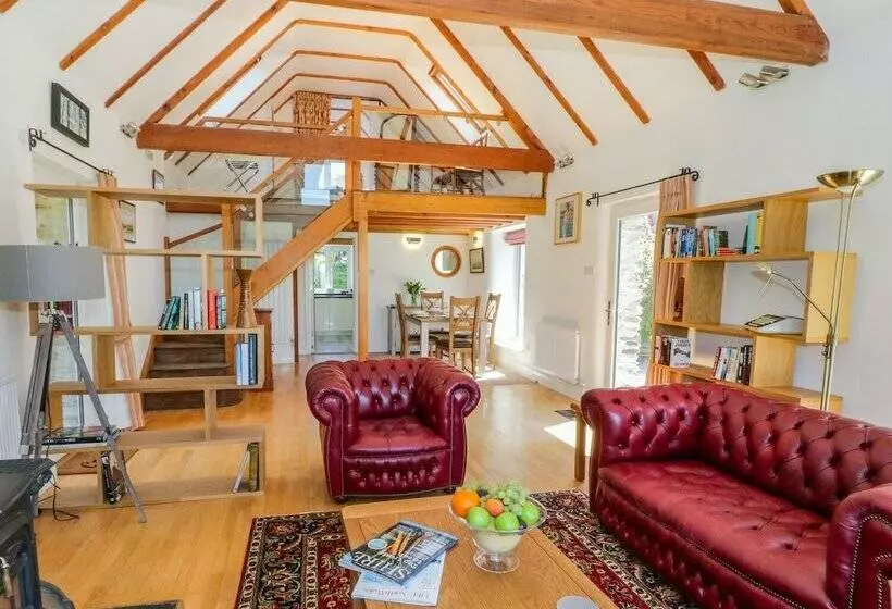 The Barn At Waen Y Ffynnon