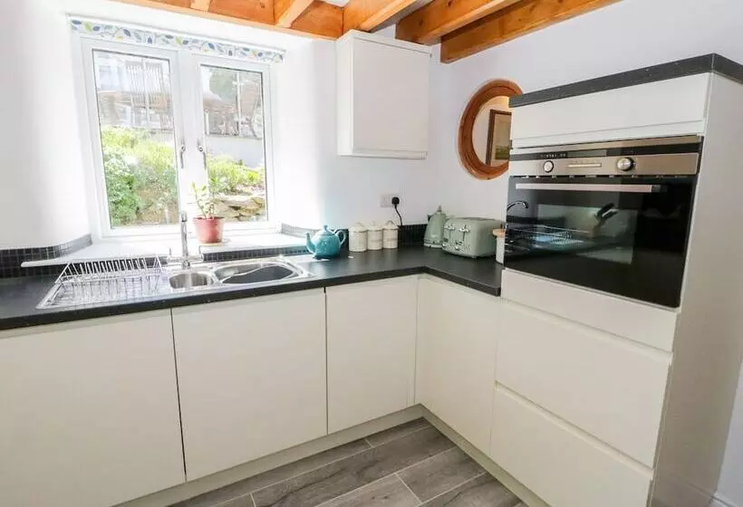 The Barn At Waen Y Ffynnon