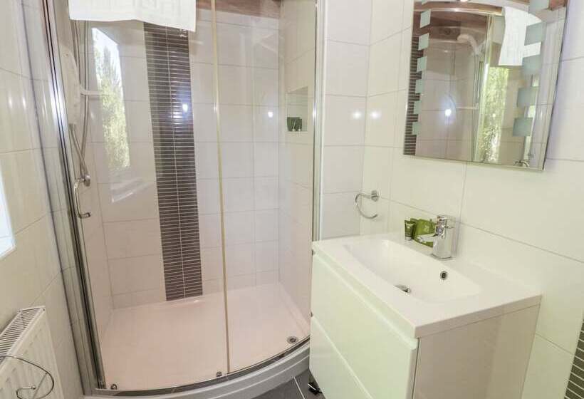 The Barn At Waen Y Ffynnon