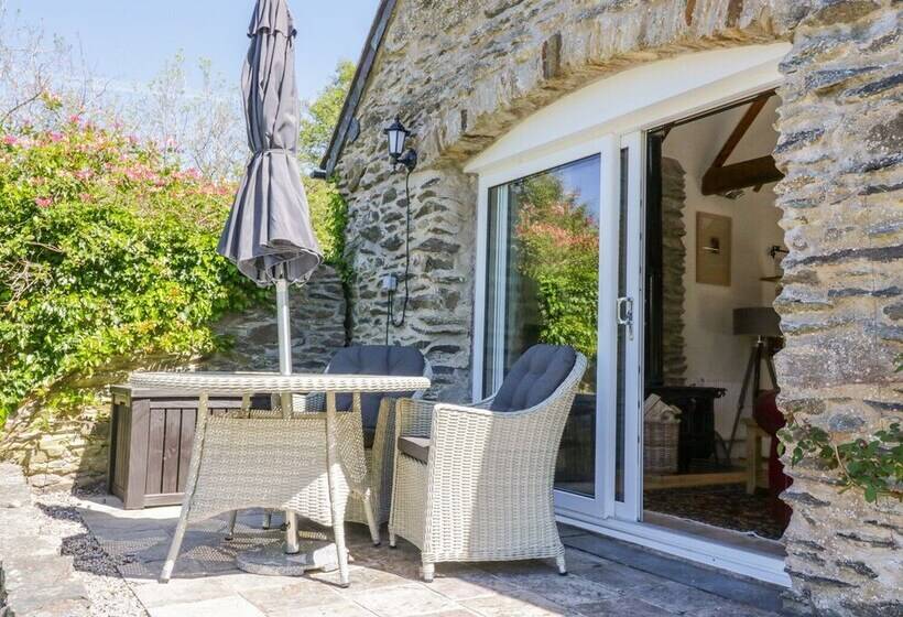 The Barn At Waen Y Ffynnon