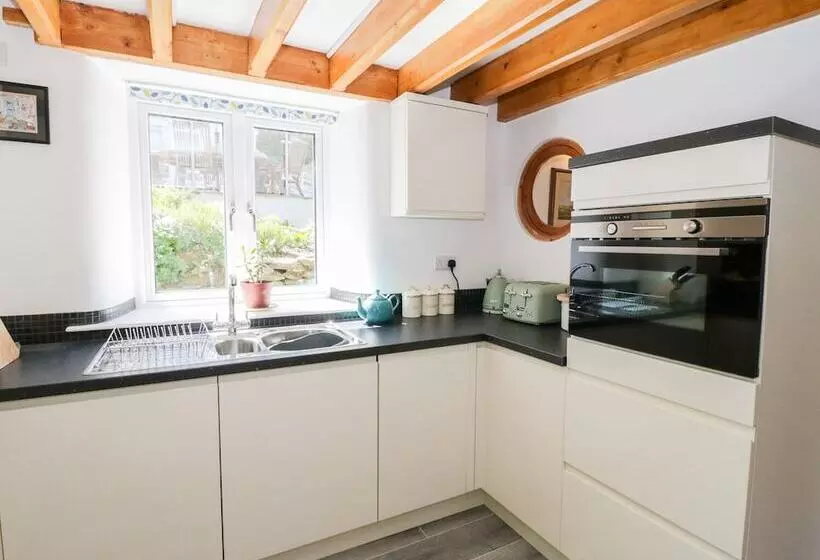 The Barn At Waen Y Ffynnon