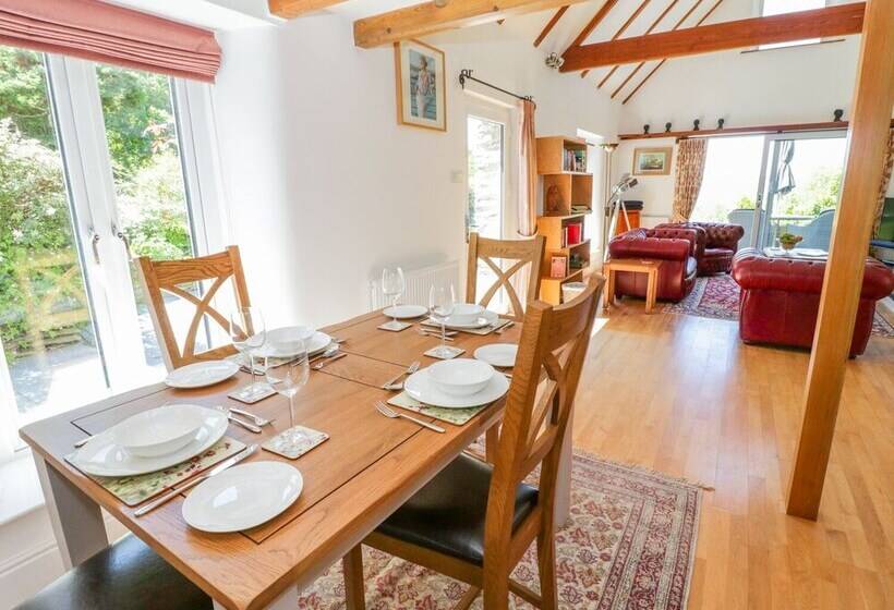 The Barn At Waen Y Ffynnon