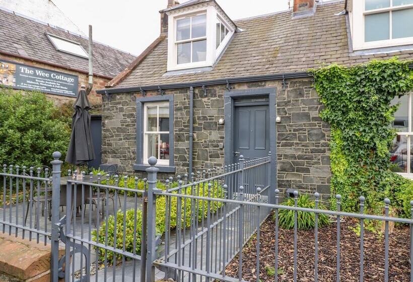 Wee Cottage