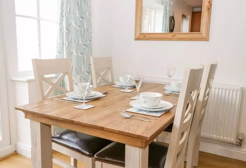 Bayside Cottage