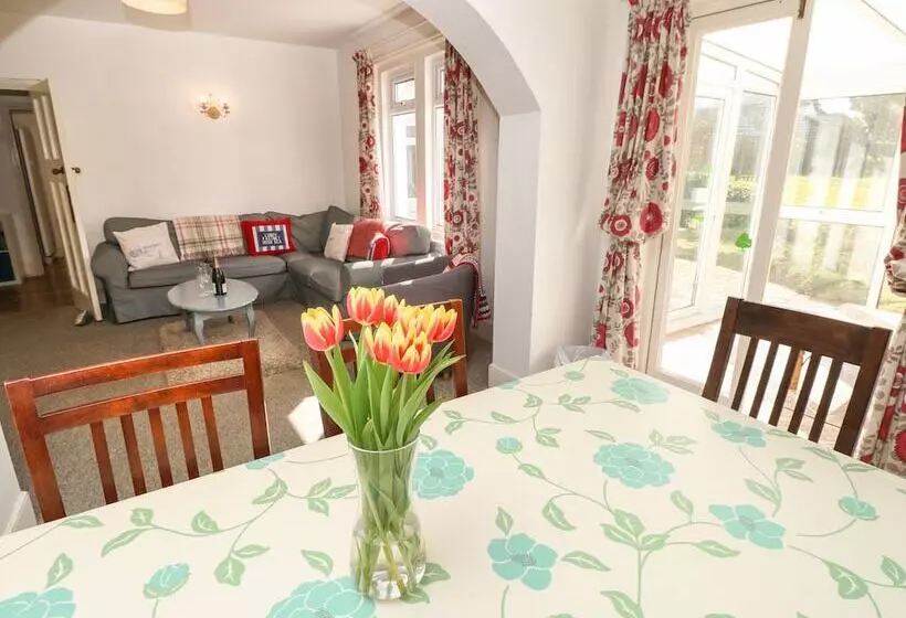 Baytree Cottage
