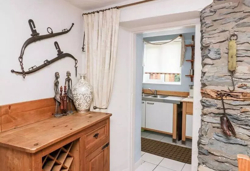 Bens Row Cottage