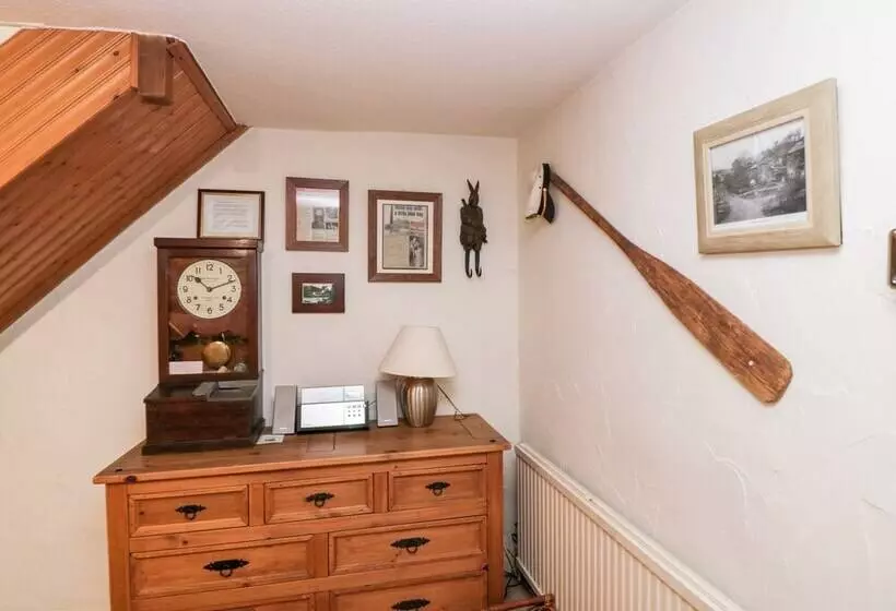 Bens Row Cottage