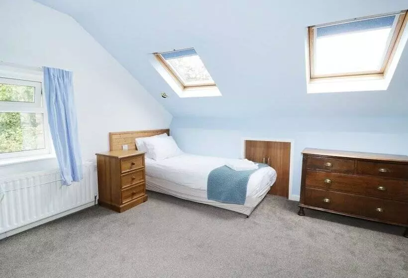 Brackenber Lodge