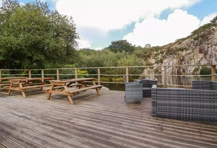 Costentyn, Tor Down Quarry