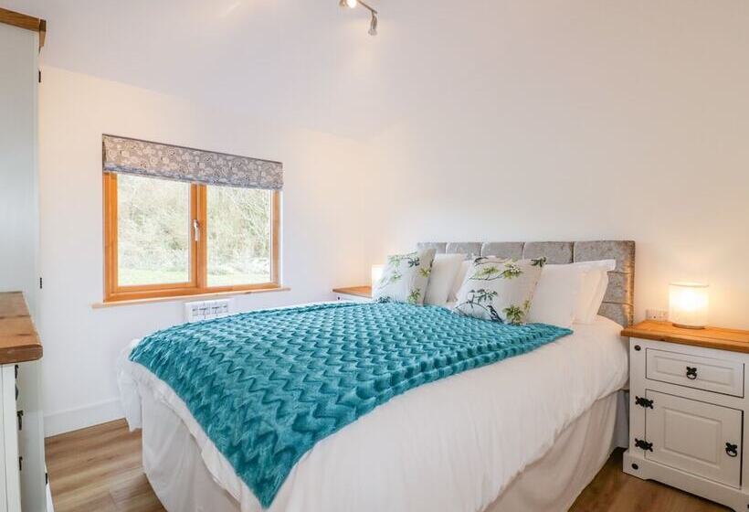 Costentyn, Tor Down Quarry