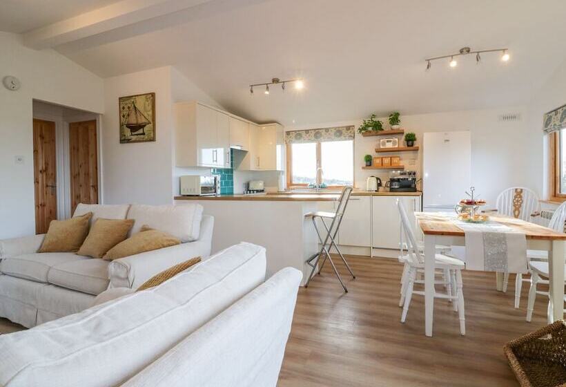 Costentyn, Tor Down Quarry