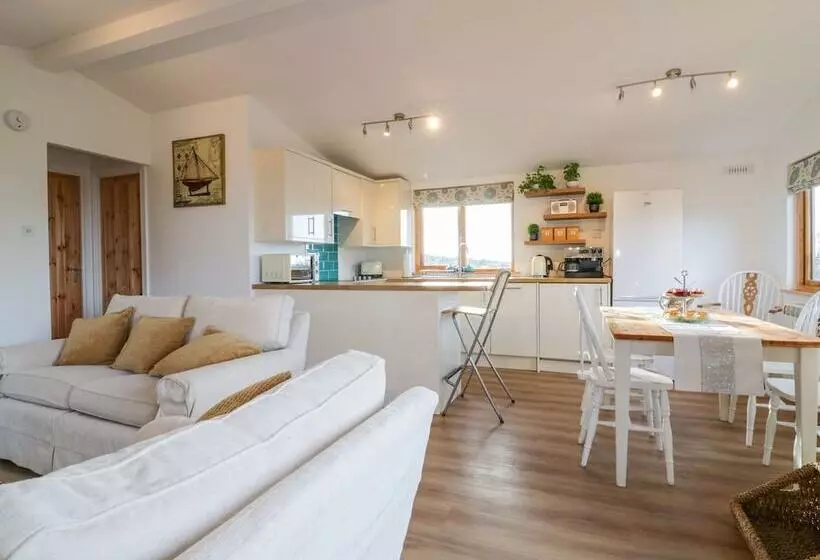 Costentyn, Tor Down Quarry