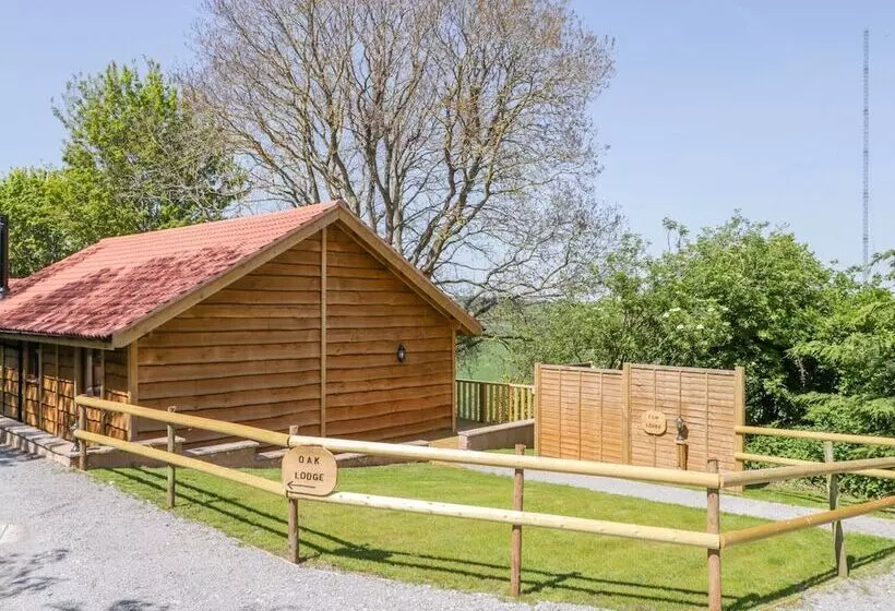 Elm Lodge