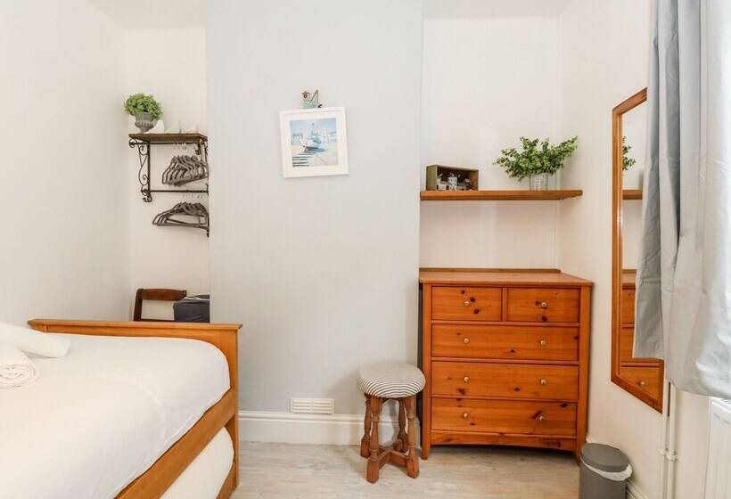 Harbour Catch Cottage