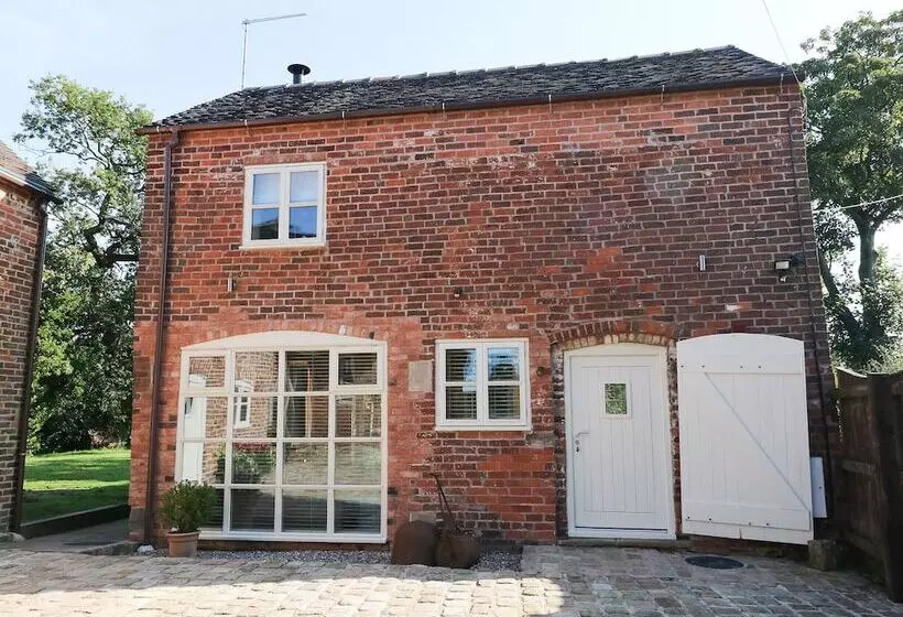 Orchard Barn