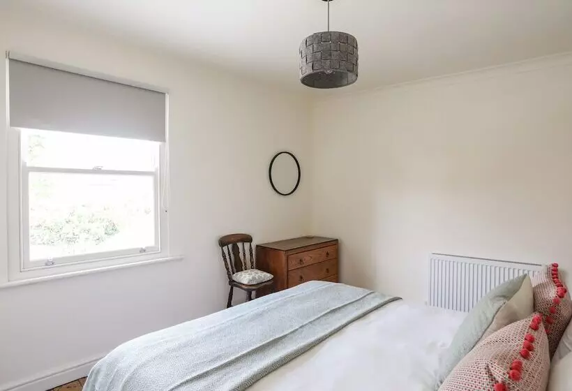 Shamrock Cottage