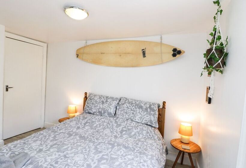 The Surfers Bolt Hole