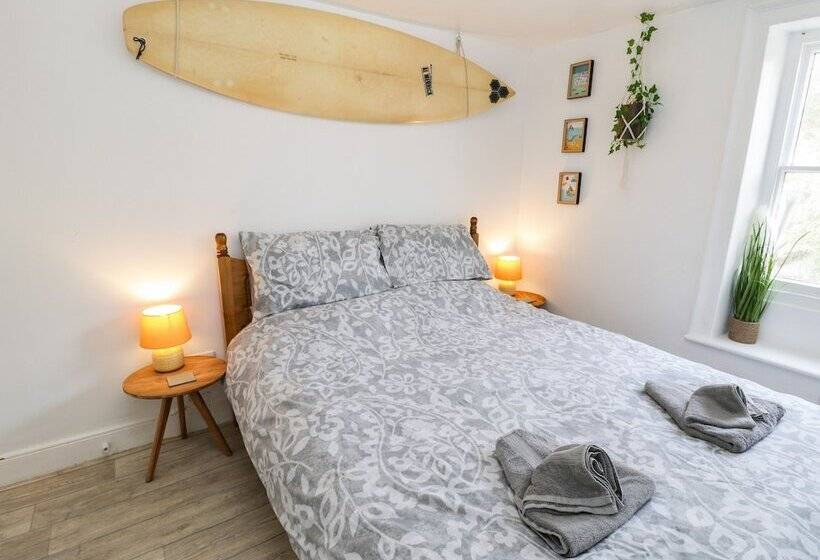 The Surfers Bolt Hole