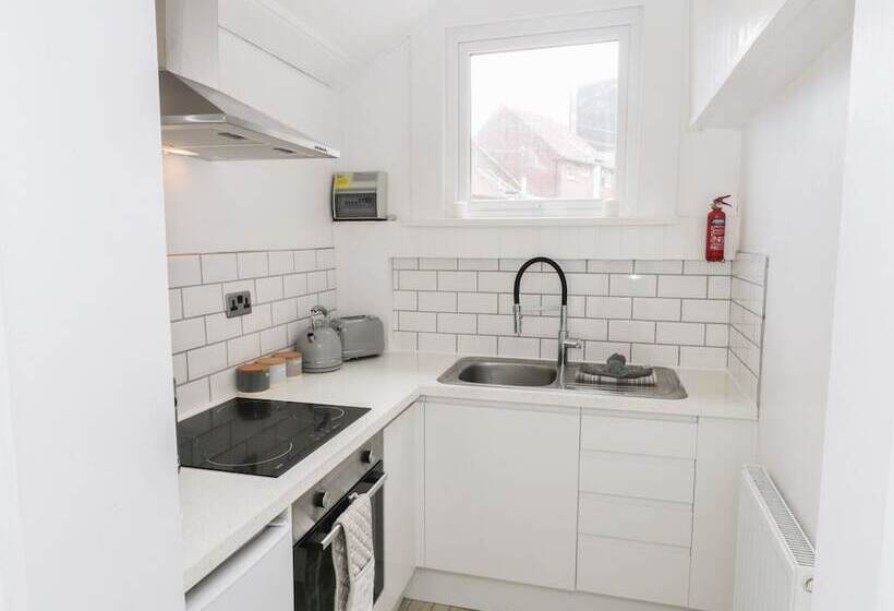 The Surfers Bolt Hole