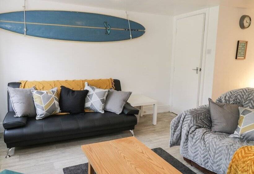 The Surfers Bolt Hole