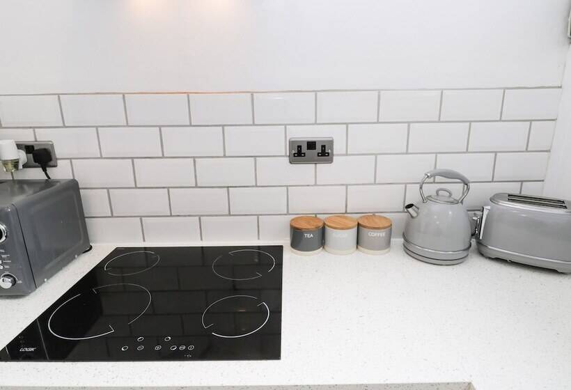 The Surfers Bolt Hole