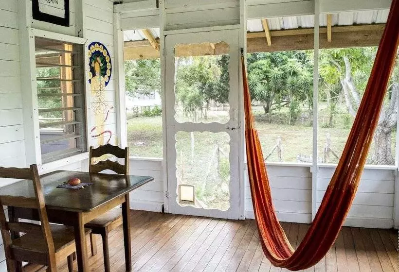 Retkeilymaja Backpackers Paradise