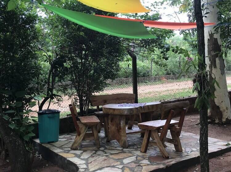 هاستل Posada Los Lapachos