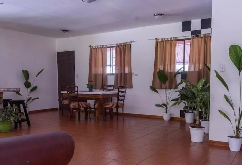 B&b Nomad House