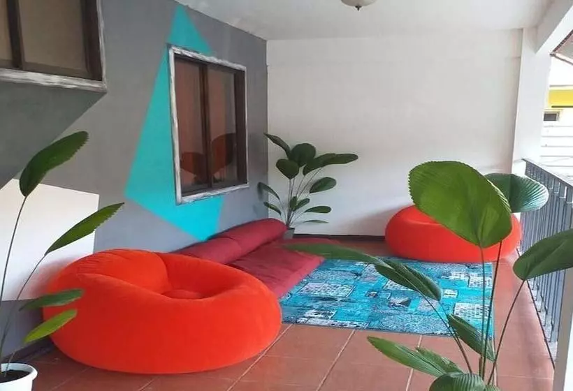 B&b Nomad House