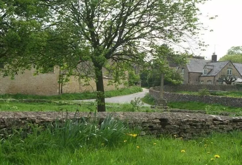 Honeysuckle Cottage