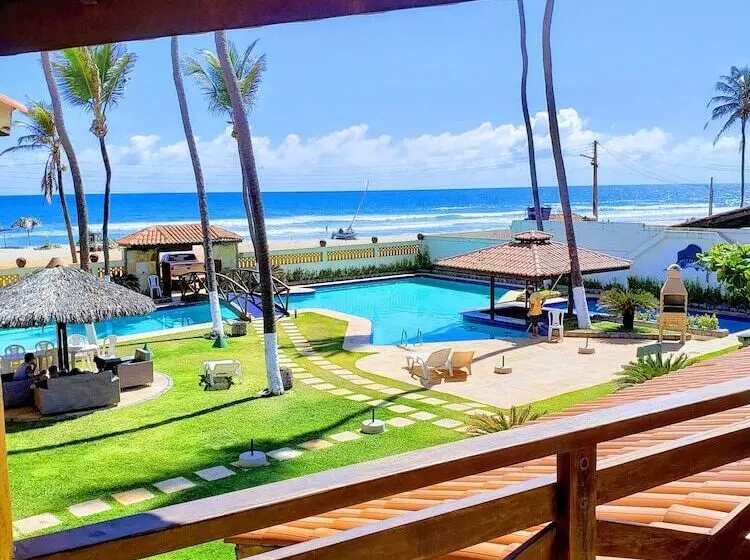 簡易ホテル Pousada Solarium Prainha
