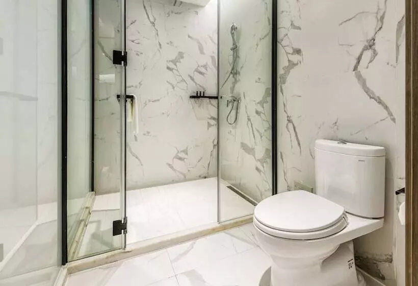 Hotelli Zhangjiagang Suning Auraya