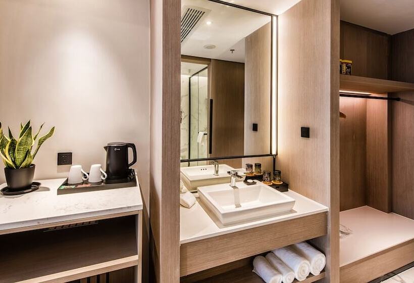 Hotel Zhangjiagang Suning Auraya