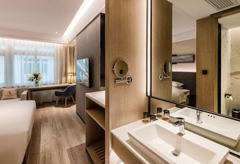 Hotel Zhangjiagang Suning Auraya